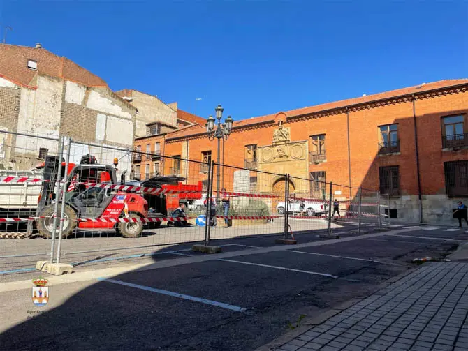 Obras de renovación del entorno del Hospital de la Piedad. Fotografía: Interbenavente