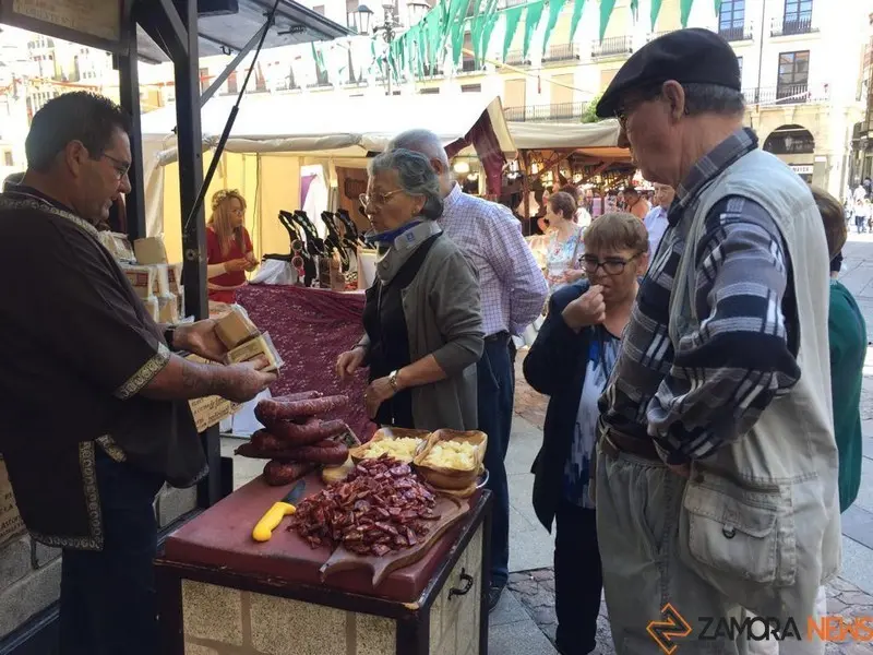 18mercadomedieval2022