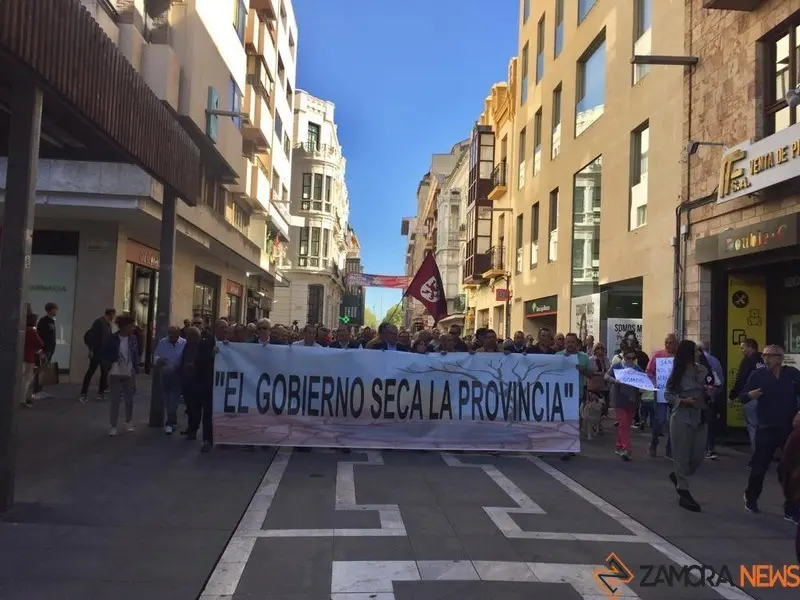 protesta Municipios Ribereños contra el desembalse de la cuenca de Ricobayo y Almendra (15)