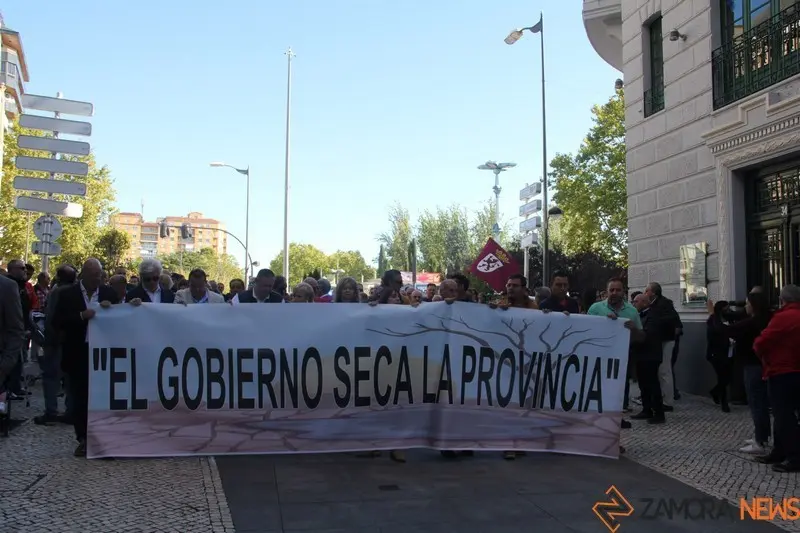 protesta Municipios Ribereños contra el desembalse de la cuenca de Ricobayo y Almendra (11)