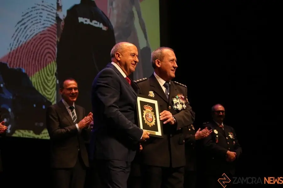 14policíaNacional