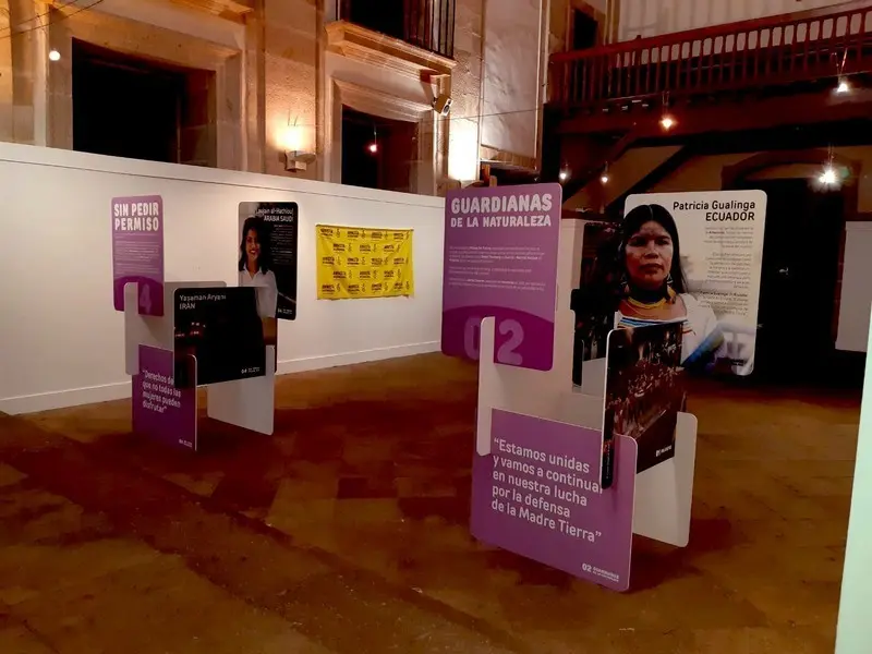 Exposici&oacute;n en la Encarnaci&oacute;n