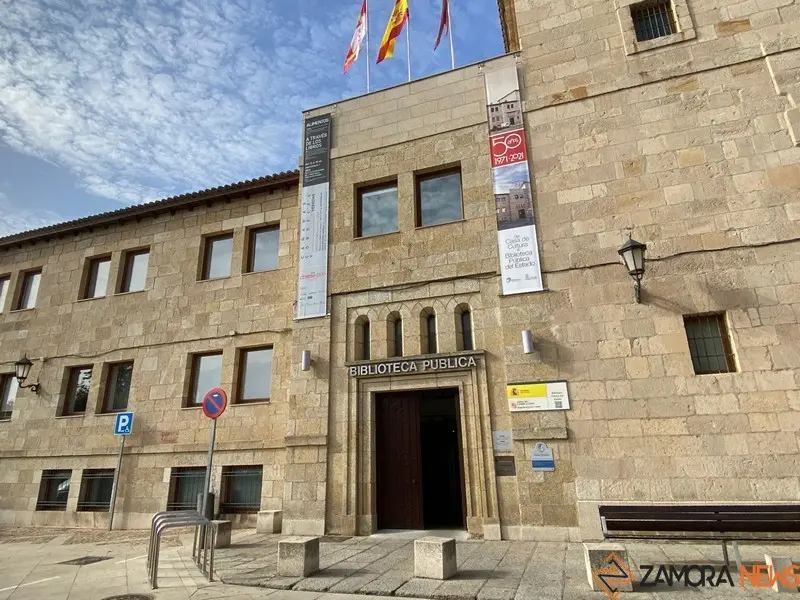 Biblioteca pública