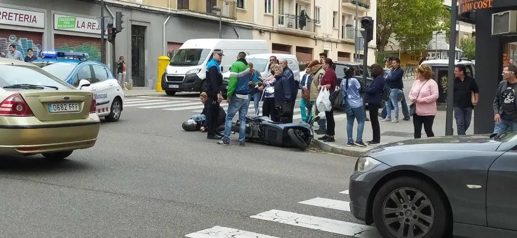 Accidente en Cardenal Cisneros esquina con la avenida de Portugal