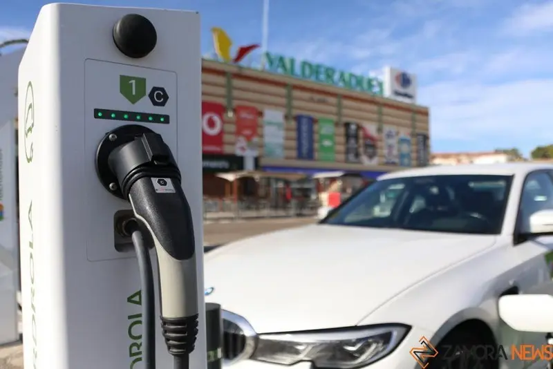 Recarga vehículos eléctricos Iberdrola (1). imagen