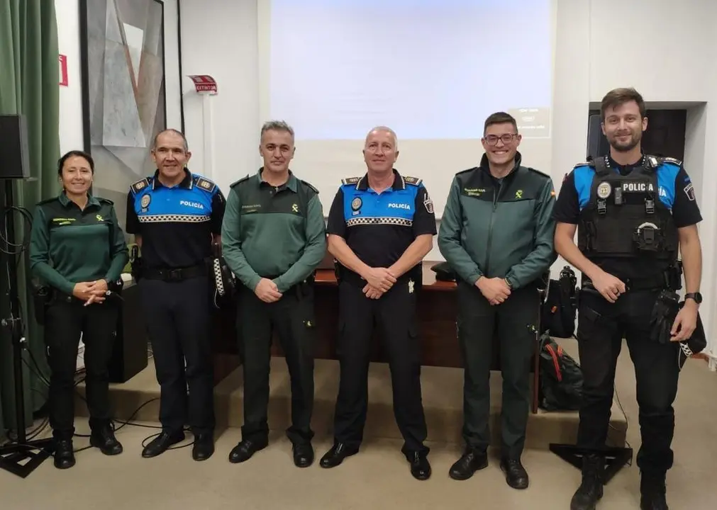 Agentes de la Guardia Civil y la Policía Local de Toro durante las jornadas formativas sobre Violencia de Género