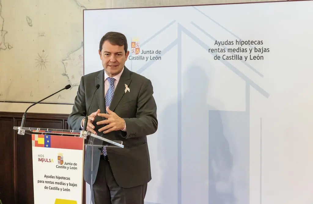 Mañueco presentación del plan de ayudas a la hipoteca