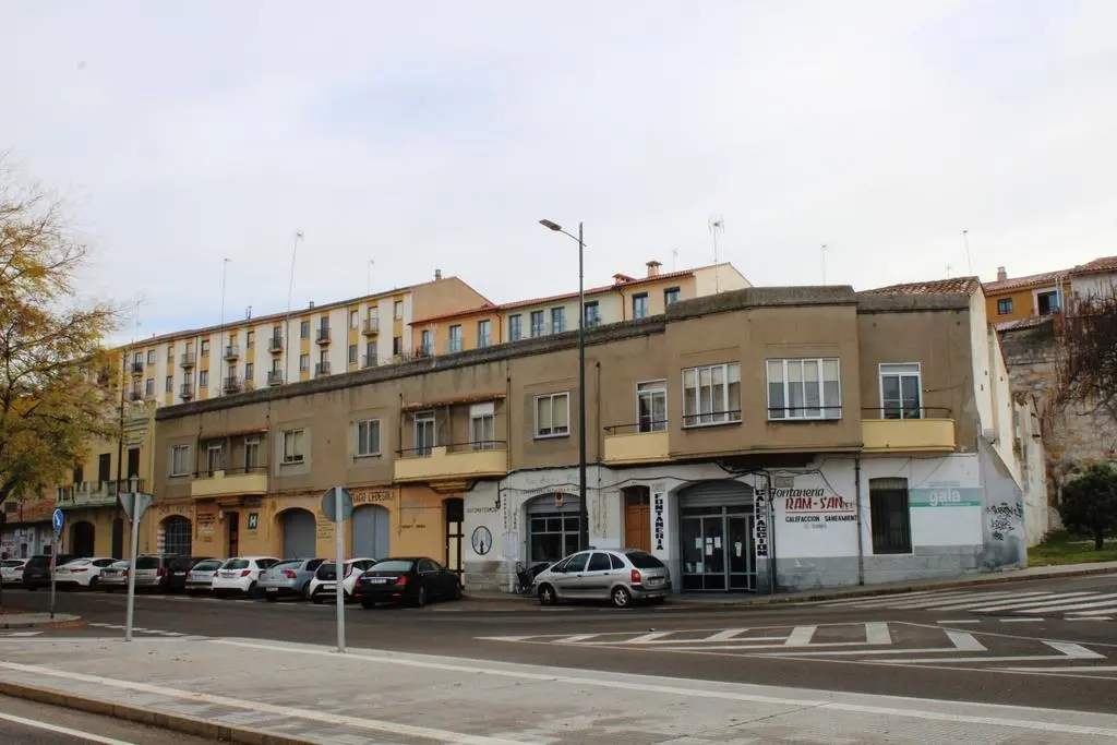 Edificios Avda. Feria 43-49