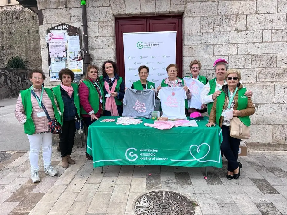 asociación contra el cáncer en toro