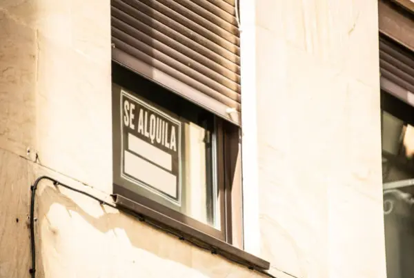 Vivienda en alquiler. Fotografía de archivo