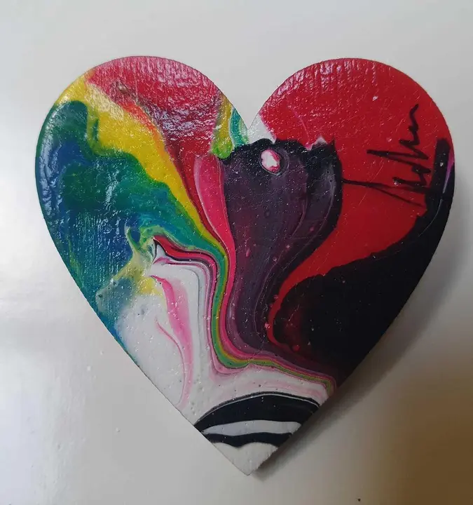 Corazones solidarios para la AECC Zamora por Eva María Lobato