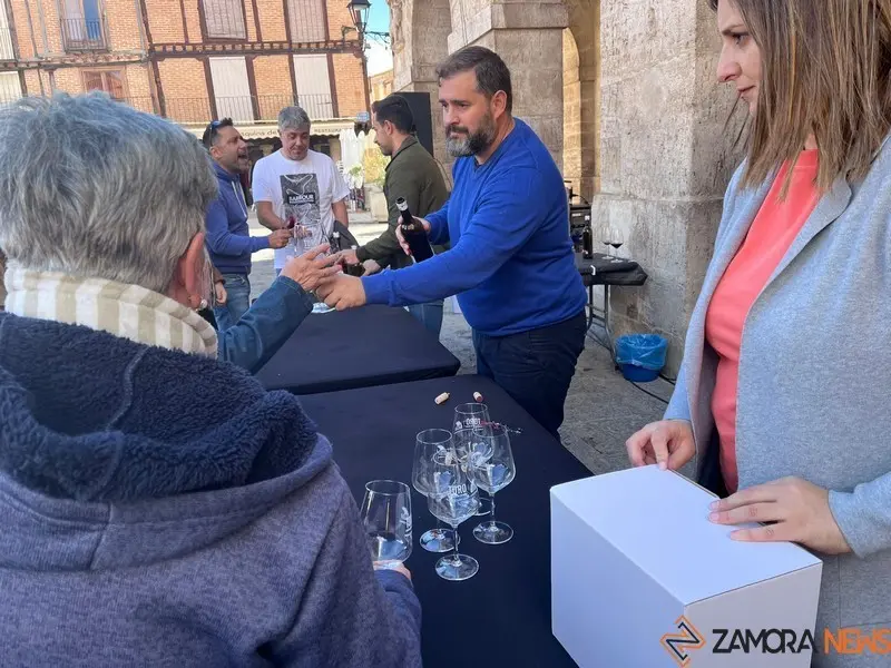Brindis (1)