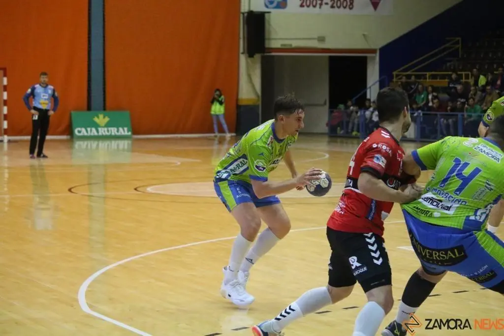 Balonmano Zamora-Nov&aacute;s_18