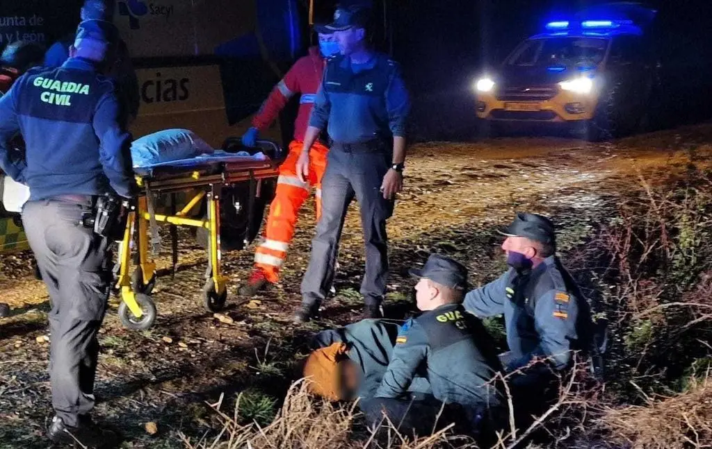 La Guardia Civil rescata a un hombre de 90 años en Bercianos de Valverde