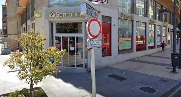 Sucursal Santander Calle Santa Clara