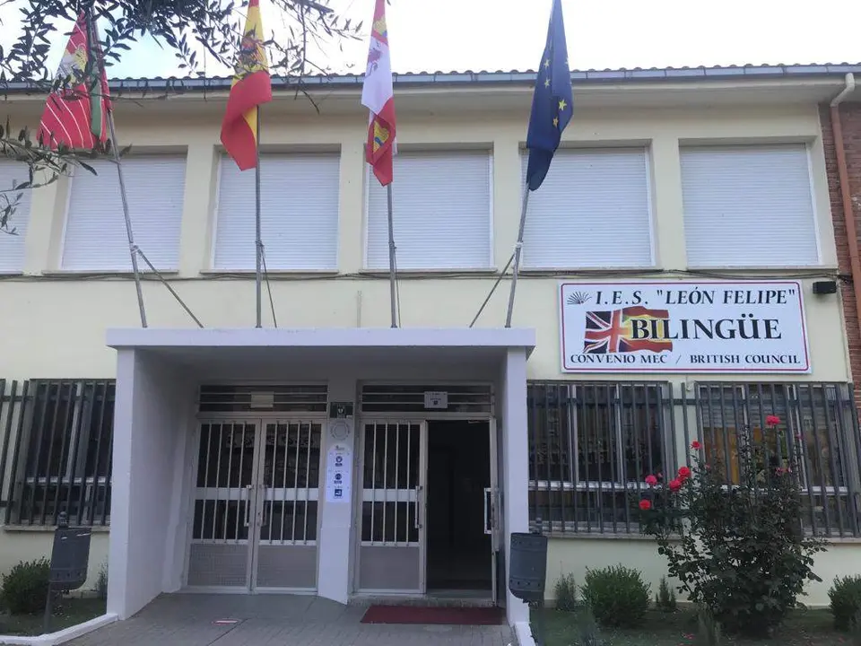 IES León Felipe Benavente