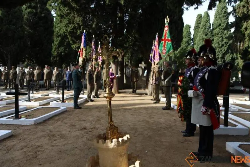 Homenaje militares en el cementerio de Zamora (7)