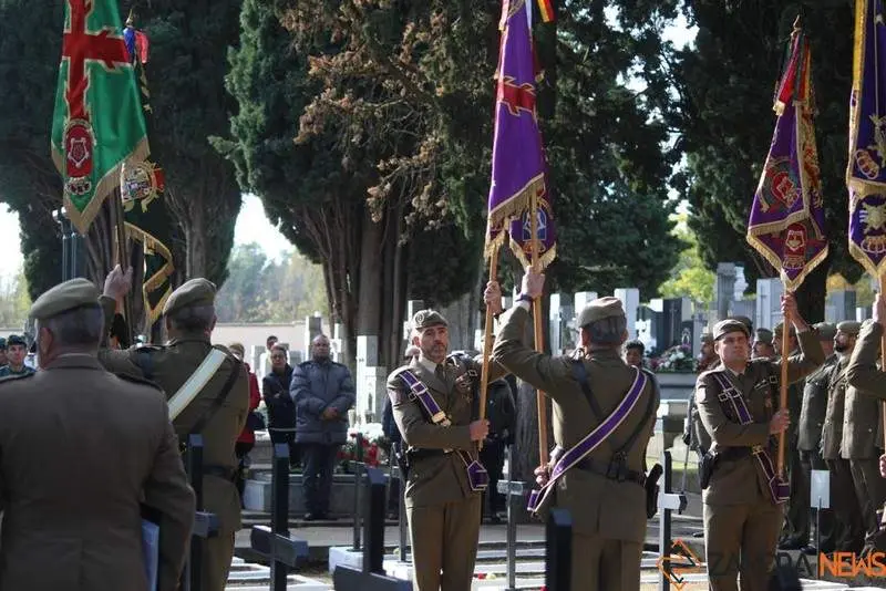 Homenaje militares en el cementerio de Zamora (8)