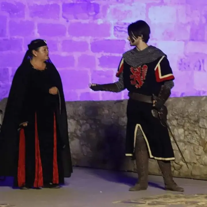 Representación Historia de una traición