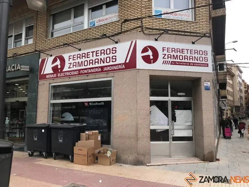 Nueva ferretería en la zona centro
