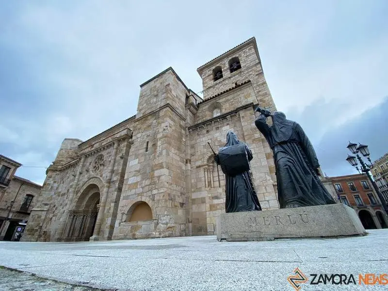 merlú e iglesia de San Juan
