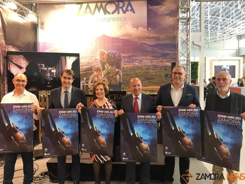 Presentación del cartel de Semana Santa en INTUR