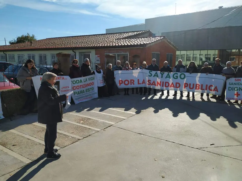 Protesta sanidad rural Bermillo. Fotografía: CEDIDA