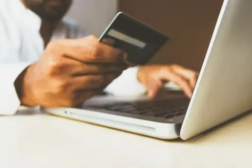 Compra online. Fotografía de archivo