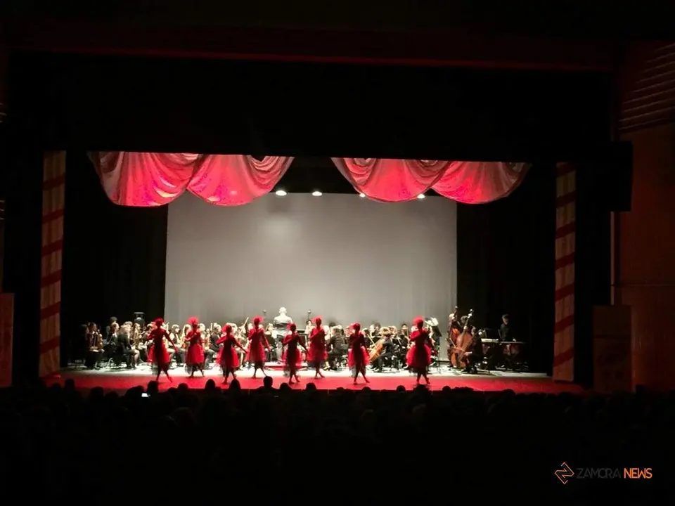 Ballet El Cascanueces en el Ramos Carrión