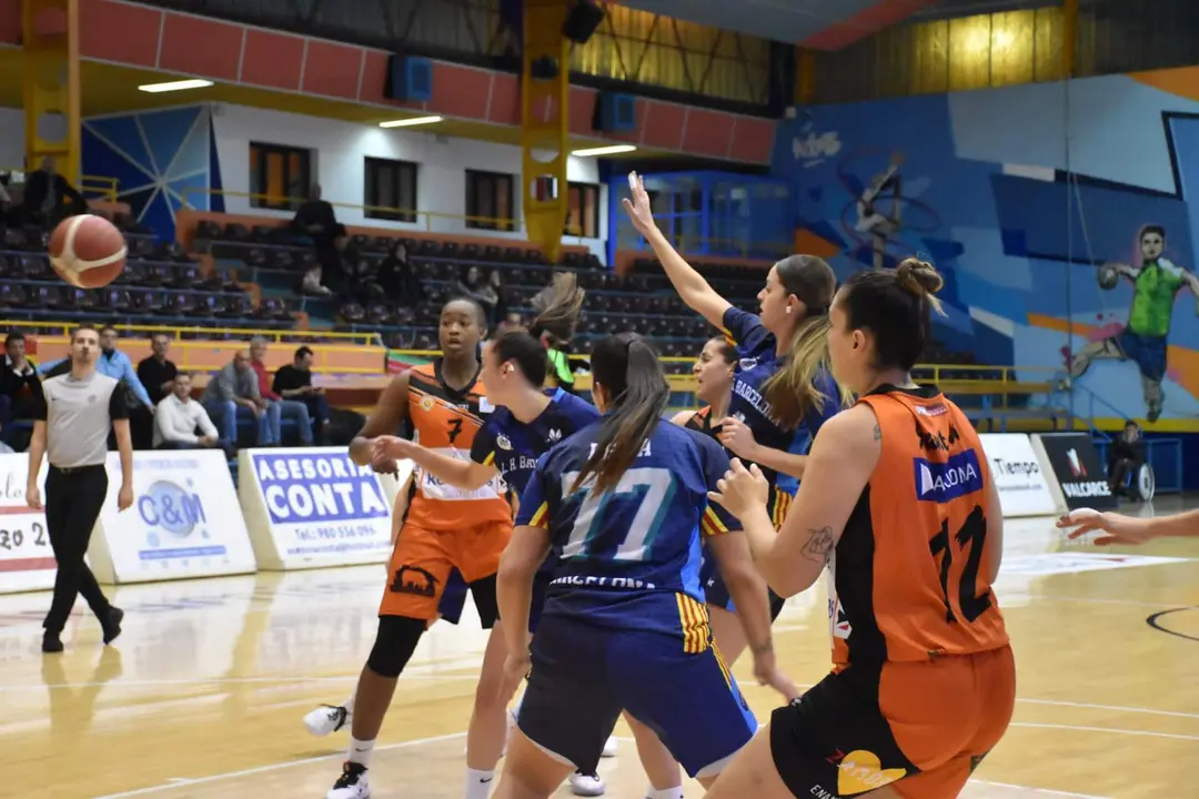 B2312903-4743-4E5A-B12D-703FFA410F92