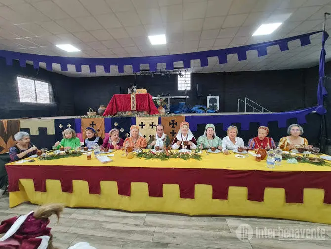 Comida solidaria en Santa Cristina de la Polvorosa. Fotografía: Interbenavente