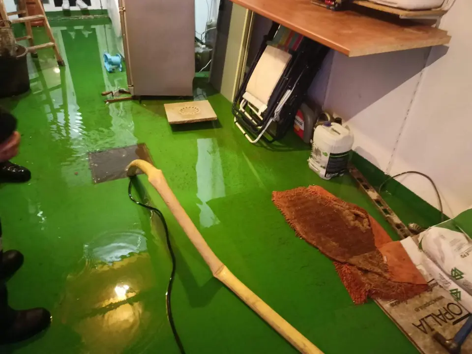 garaje inundado en Bermillo