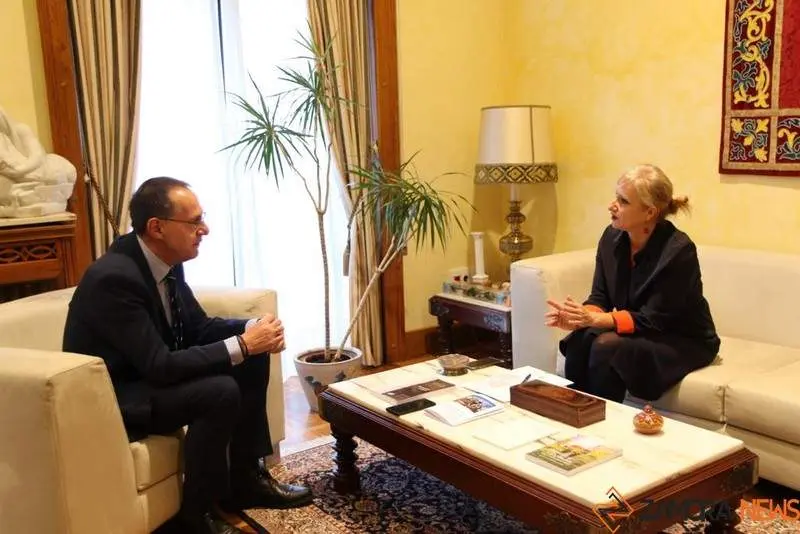 Reunión entre la Junta y la Subdelegación