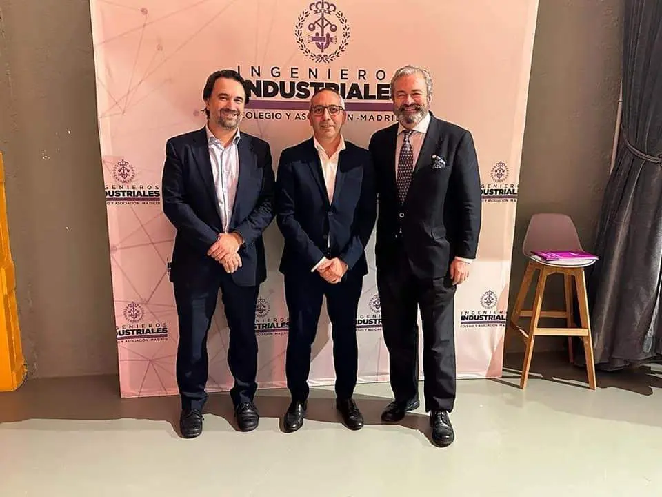 ELECCION PRESIDENTE INGENIEROS INDUSTRIALES EN ZAMORA