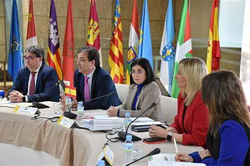 La ministra de Sanidad, Carolina Darias, ha presidido en Mérida el pleno ordinario del Consejo Interterritorial del Sistema Nacional de Salud (CISNS).