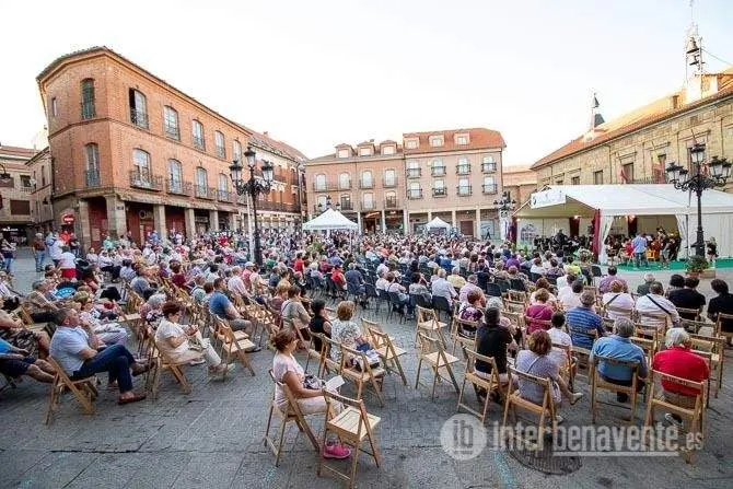 Certamen Internacional de Bandas de Música Ciudad de Benavente via Interbenavente.es
