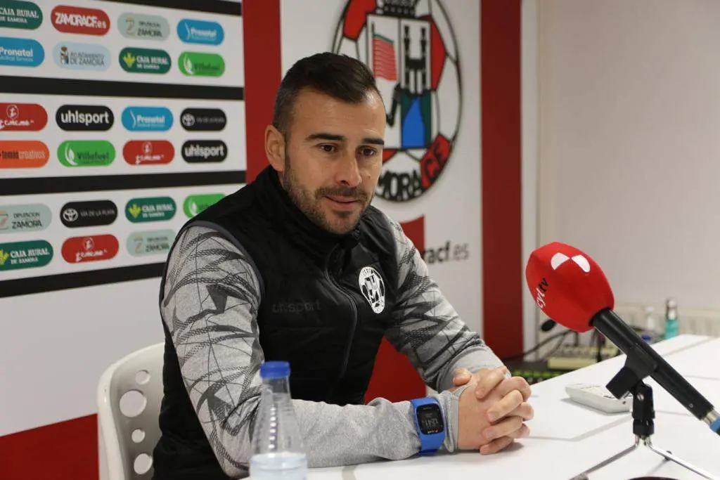 yago iglesias previa avilés