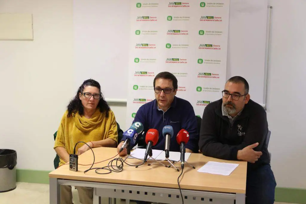 Rueda de prensa de UCCL sobre la nueva normativa