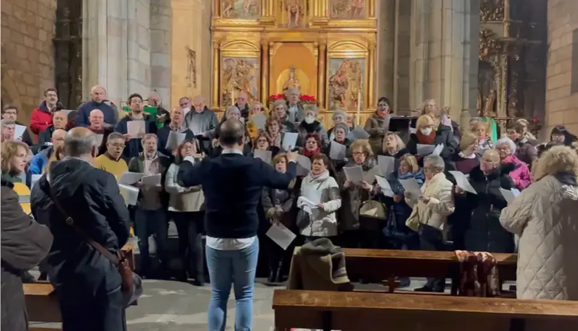 Ensayos himno a la Virgen de la Soledad