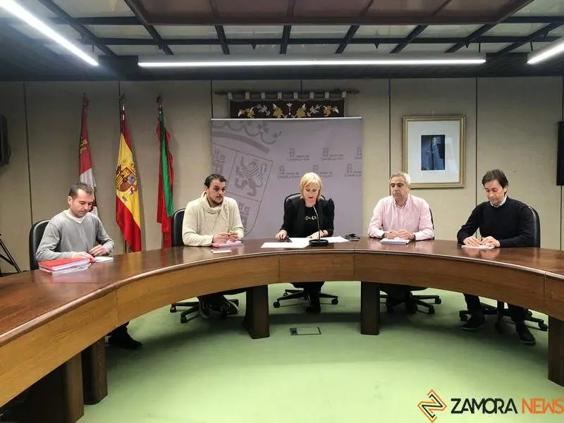 Delegada Territorial y el alcalde de Toro
