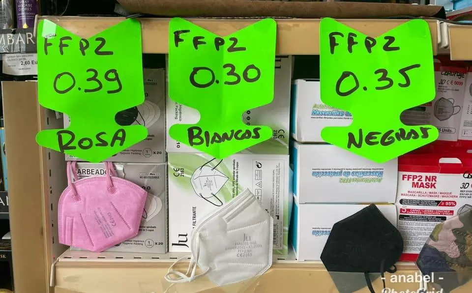 Mascarillas a la venta en Comercial Roberto