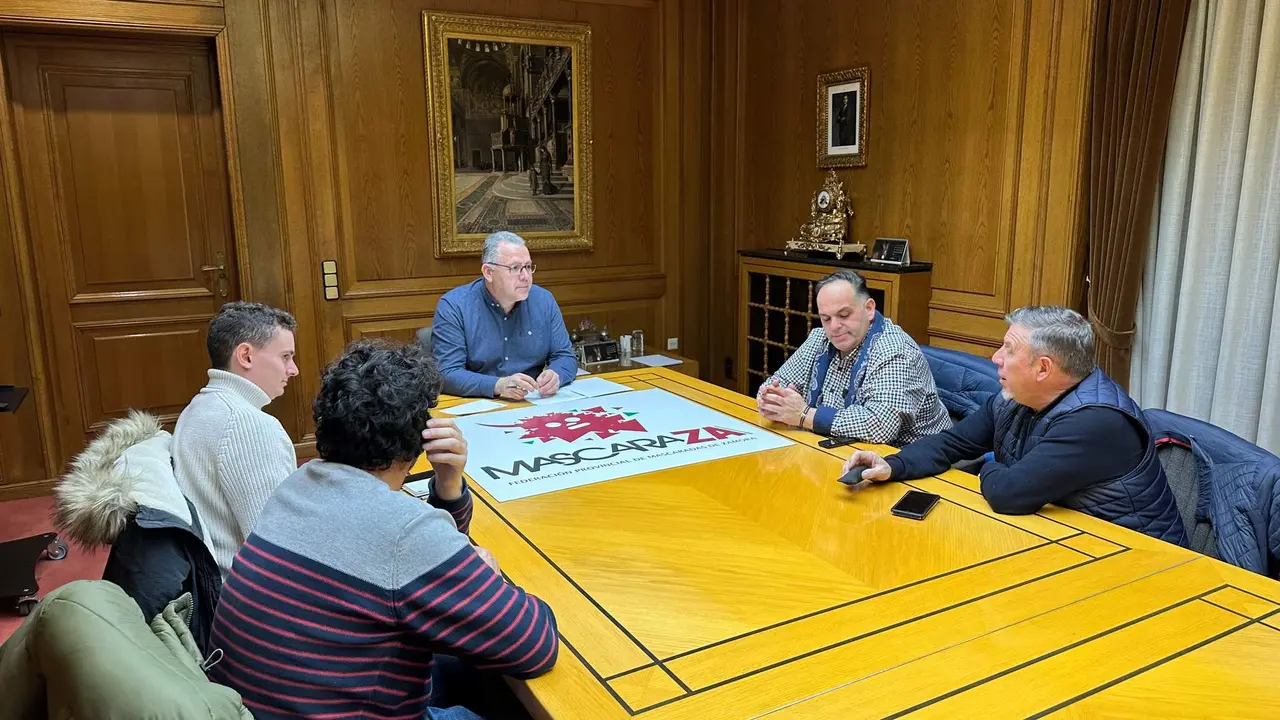 reunión Junta directiva Mascaraza
