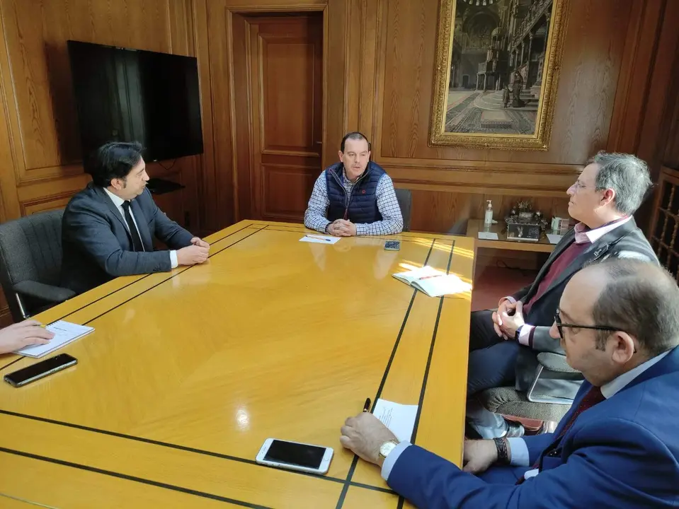 Reunión con Santo Entierro