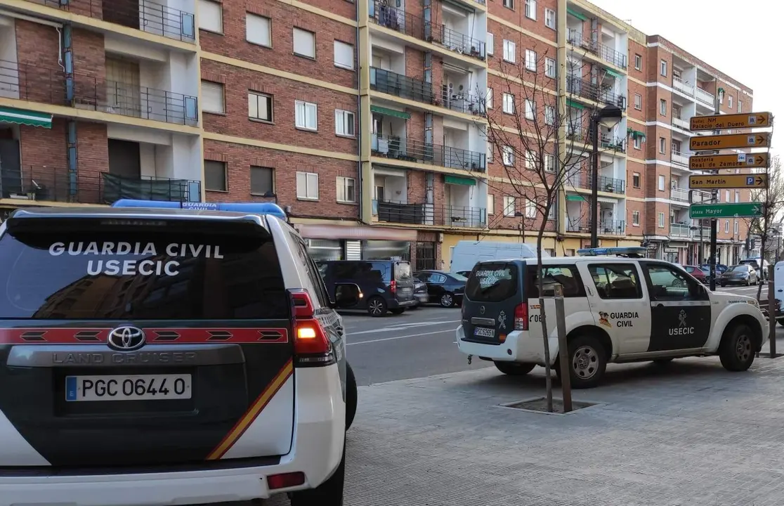 Guardia Civil en la avenida de Portugal