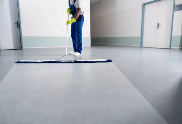 Trabajador del sector de la limpieza. Fotografía de archivo2