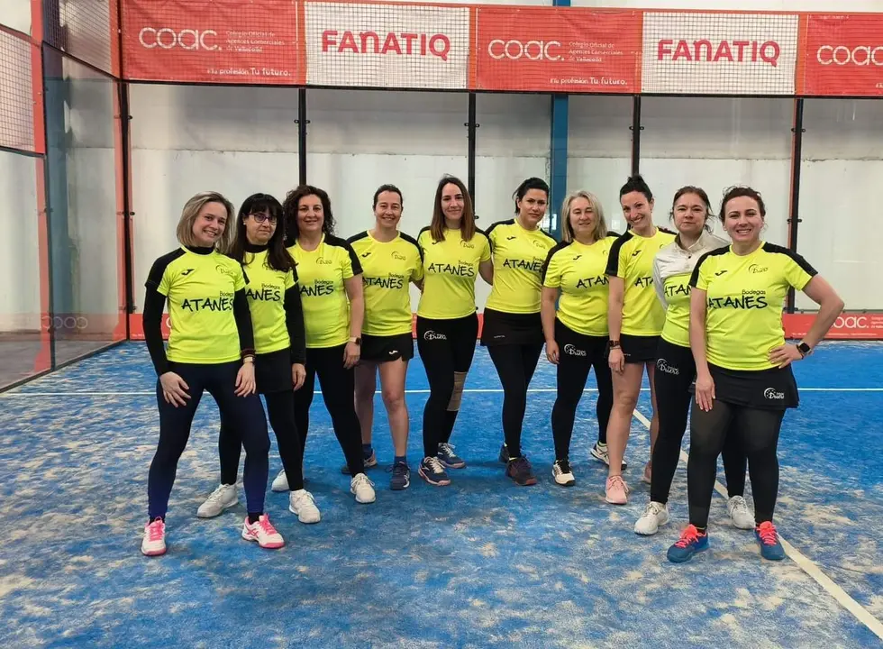 Equipo femenino del PD Bodegas Atanes