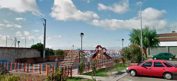 Parque Infantil del Barrio de San Isidro Interbenavente