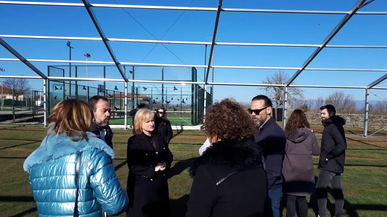 Leticia García y el alcalde de Villardeciervos