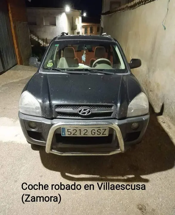 Robo de un todoterreno en Villaescusa