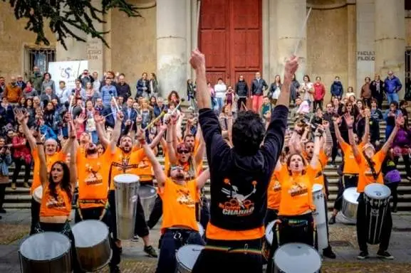 La Asociación Cultural-Educativa Blocco imagen de Salamancartvaldia